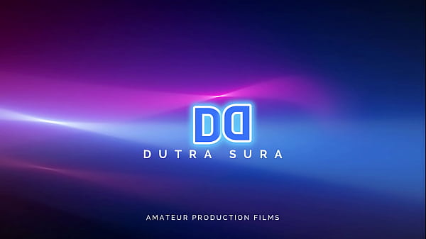 Essa puta dando na frente da esposa, Dutra Sura engole toda a porra desse coroa